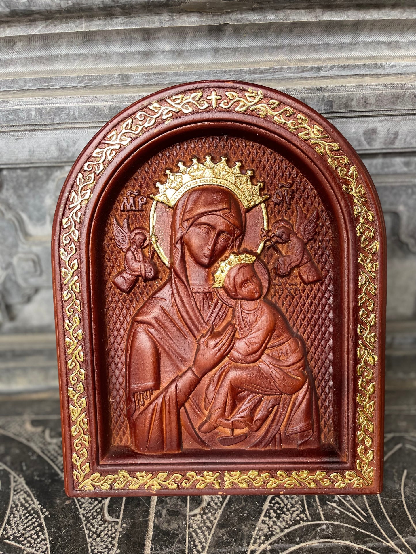Our Lady of Perpetual Help – Hand-Carved Virgin Mary Icon | Catholic Wall Art | Wooden Religious Plaque | Marian Home Decor