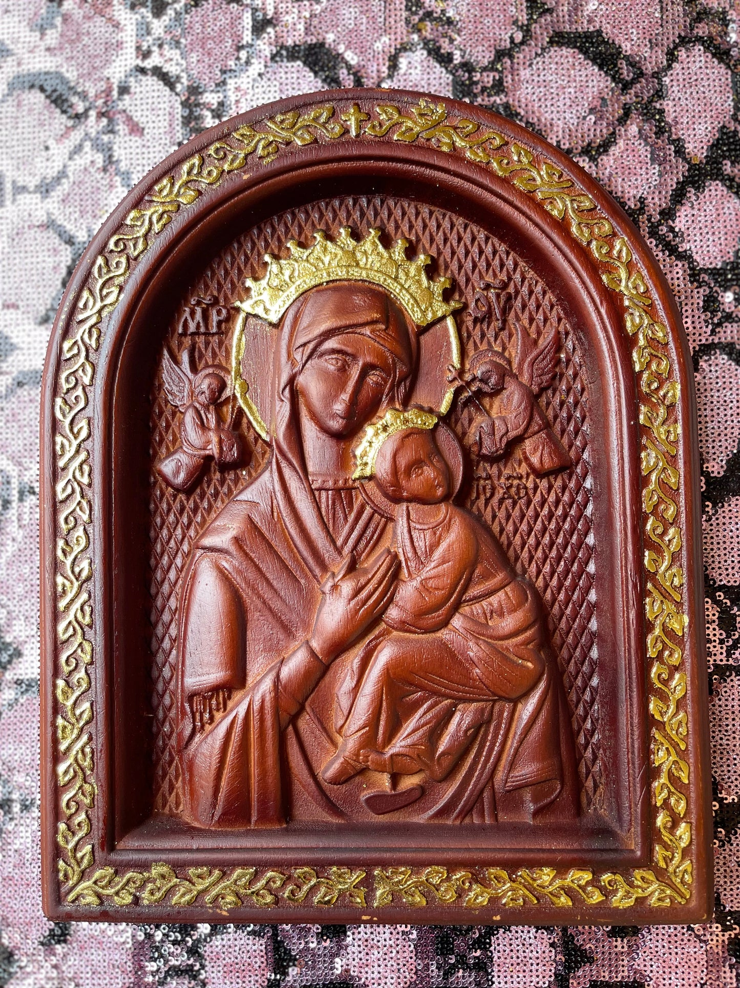 Our Lady of Perpetual Help – Hand-Carved Virgin Mary Icon | Catholic Wall Art | Wooden Religious Plaque | Marian Home Decor